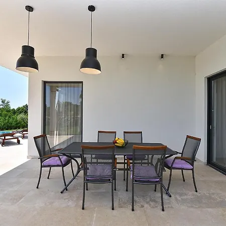House Bijazici 2117 Feriehus Štokovci