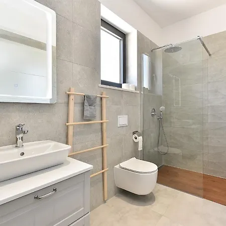 House Bijazici 2117